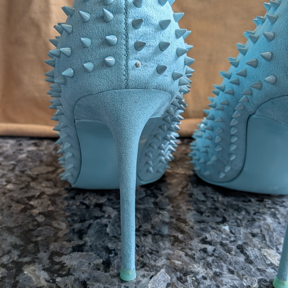 Steve Madden Turquoise Spike Pointed-Toe Heels - Picture 4 of 8